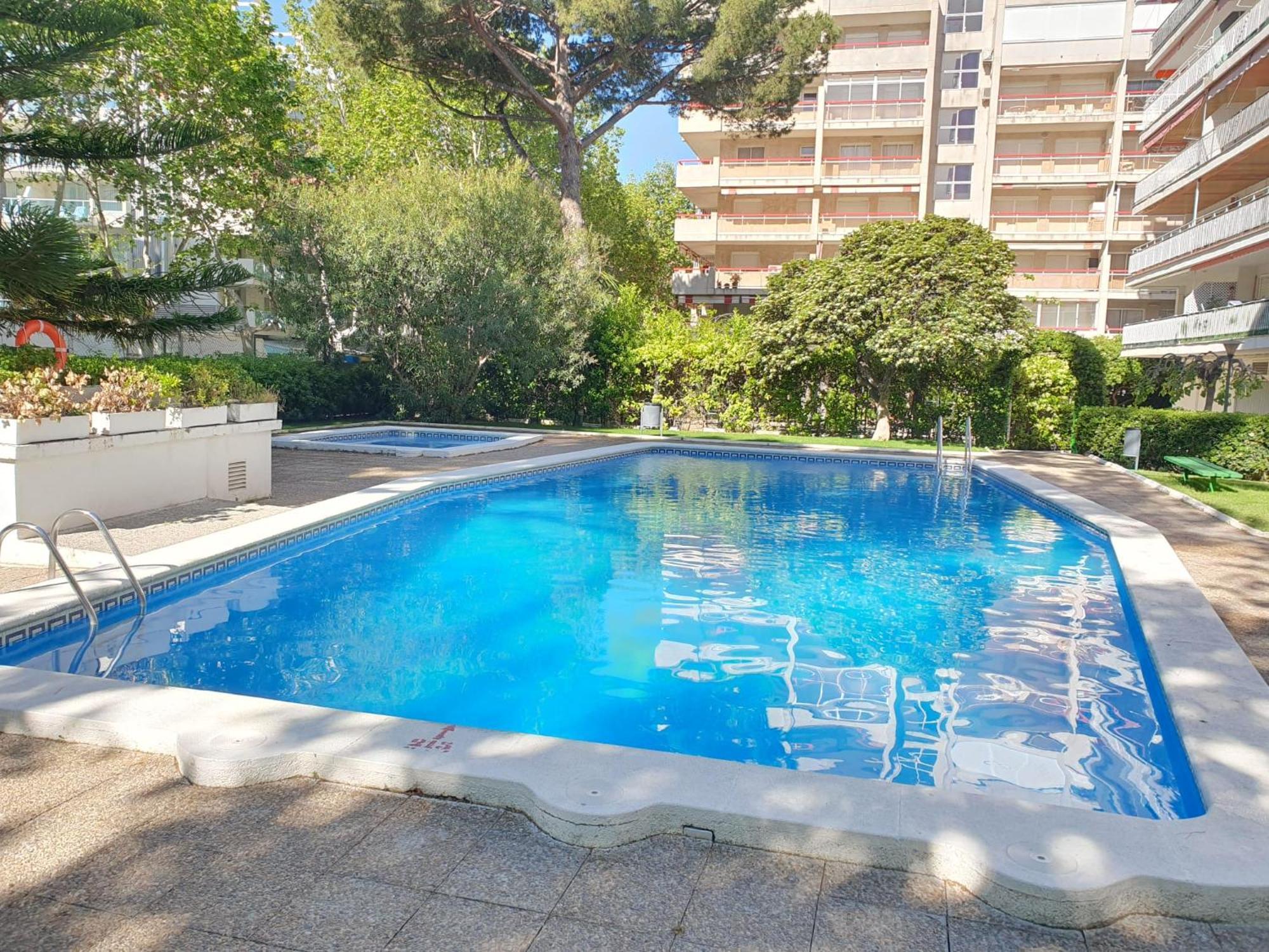 Apartamento Centrico En Салоу Экстерьер фото